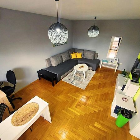 Xo Apartman Sremska Mitrovica Zewnętrze zdjęcie